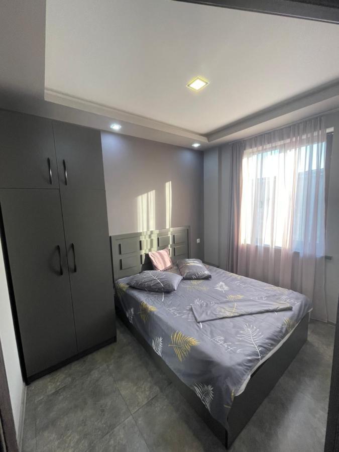 Comfortable Apartment Комфортные Апартаменты Self Check In Yerevan Exterior foto